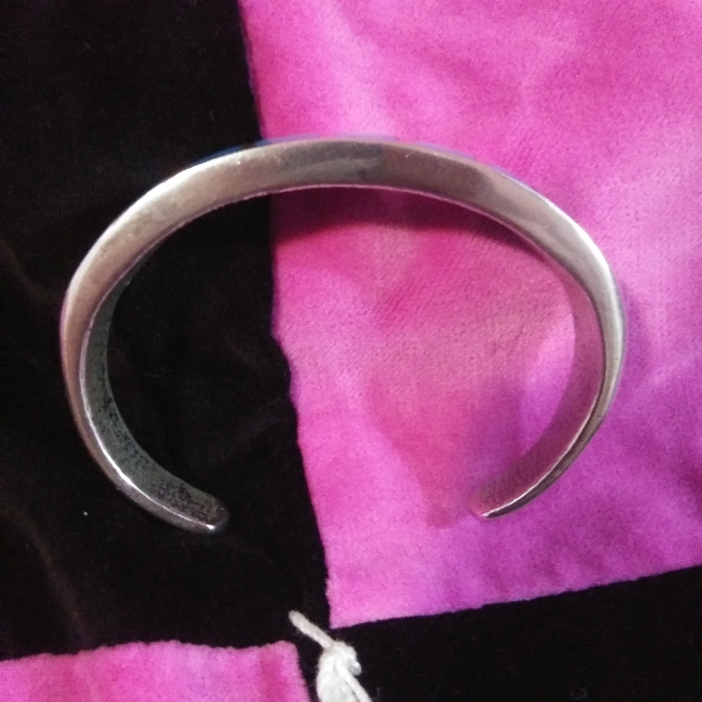 Vintage Heavy Sterling and Turquoise bangle - Picture 7 of 7